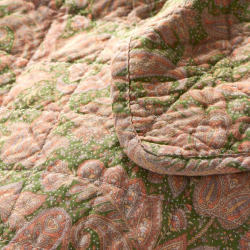 Quilt - Gr�nt og rosa paisleym�nster