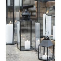 Lanterne med filigren top - sort