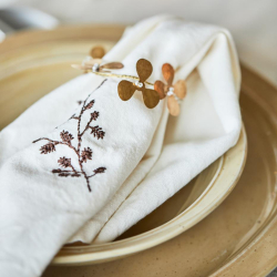 Stofserviet "Tradition" - gren m/ kogler