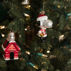 Glasornament "Snoopy" - P� hundehus