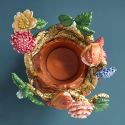 Vase - ''Lady with parrots''