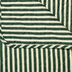 Quilt t�ppe - m�rkegr�nne striber