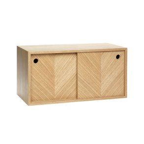 Skab med skydel�ger - egetr�