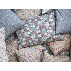 Pudebetrk 60x60 cm. - multifarvet blomster